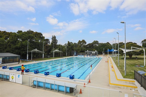 Oakleigh Recreation Centre 50m Outdoor Pool.jpg