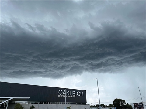 Storm above Oakleigh Recreation Centre.png